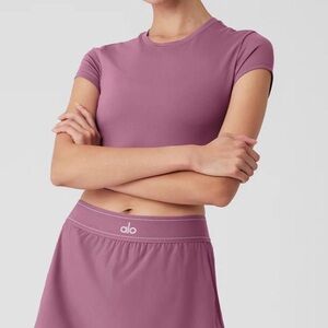 ALO YOGA | ✨NEW✨ Alosoft Crop Finesse Short Sleeve in Soft Mulberry